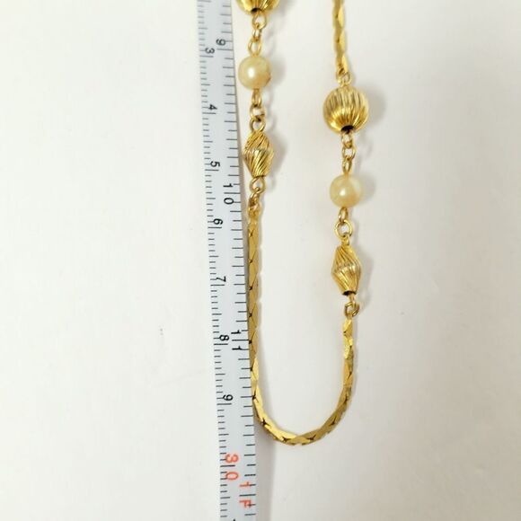 Vintage Gold pearl bead station necklace - Picture 6 of 8